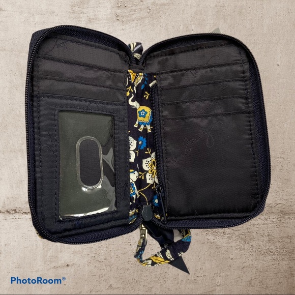 Vera Bradley Ellie Blue All-in-One wristlet wallet - Picture 2 of 4